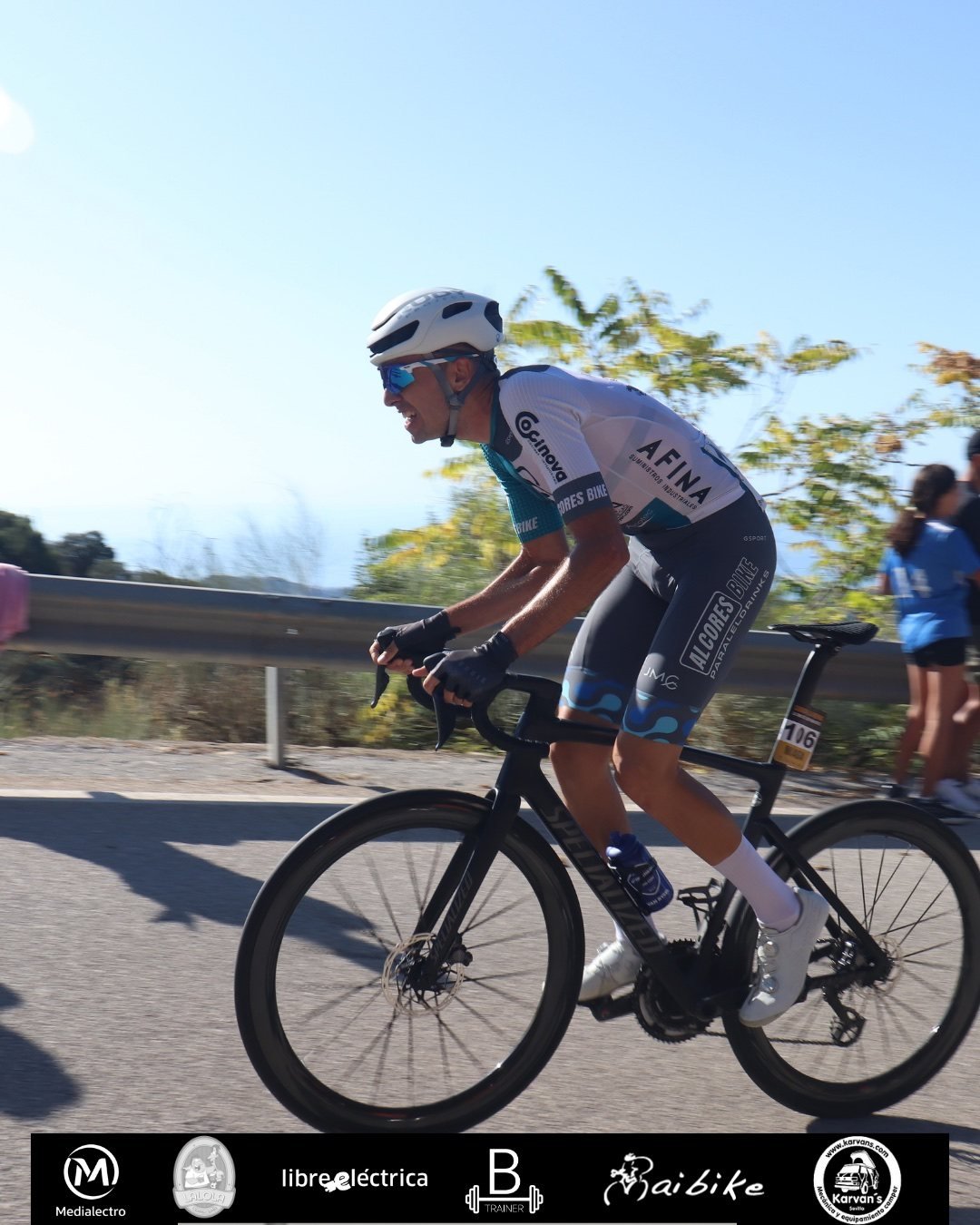 Víctor Pérez-Abela pedaleando durante la ascensión de la XLI Subida a la Reina